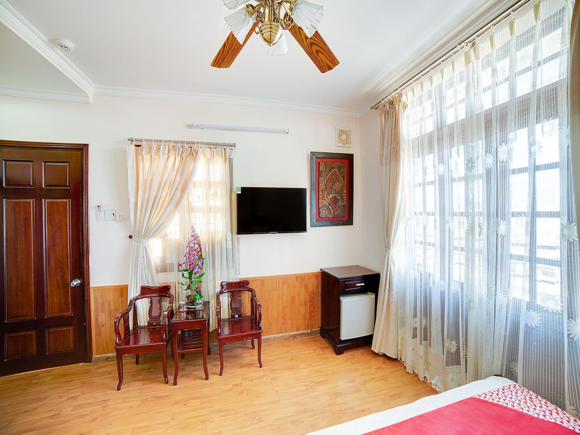 Oyo 563 Phu Thinh Hotell Nha Trang Exteriör bild