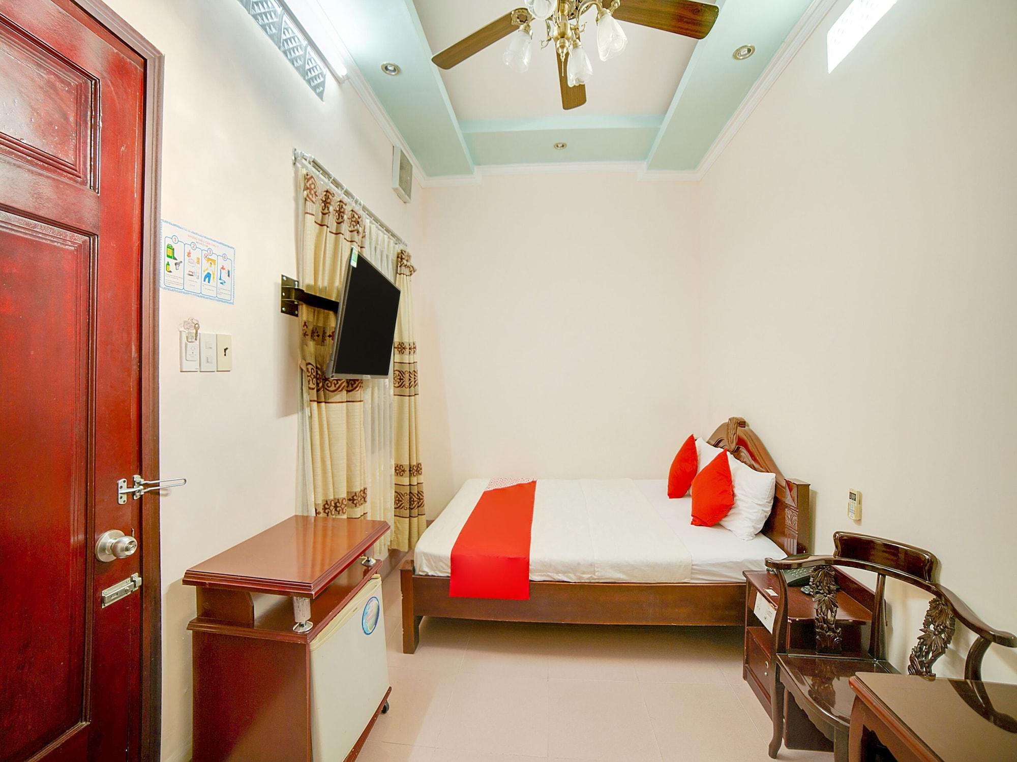 Oyo 563 Phu Thinh Hotell Nha Trang Exteriör bild