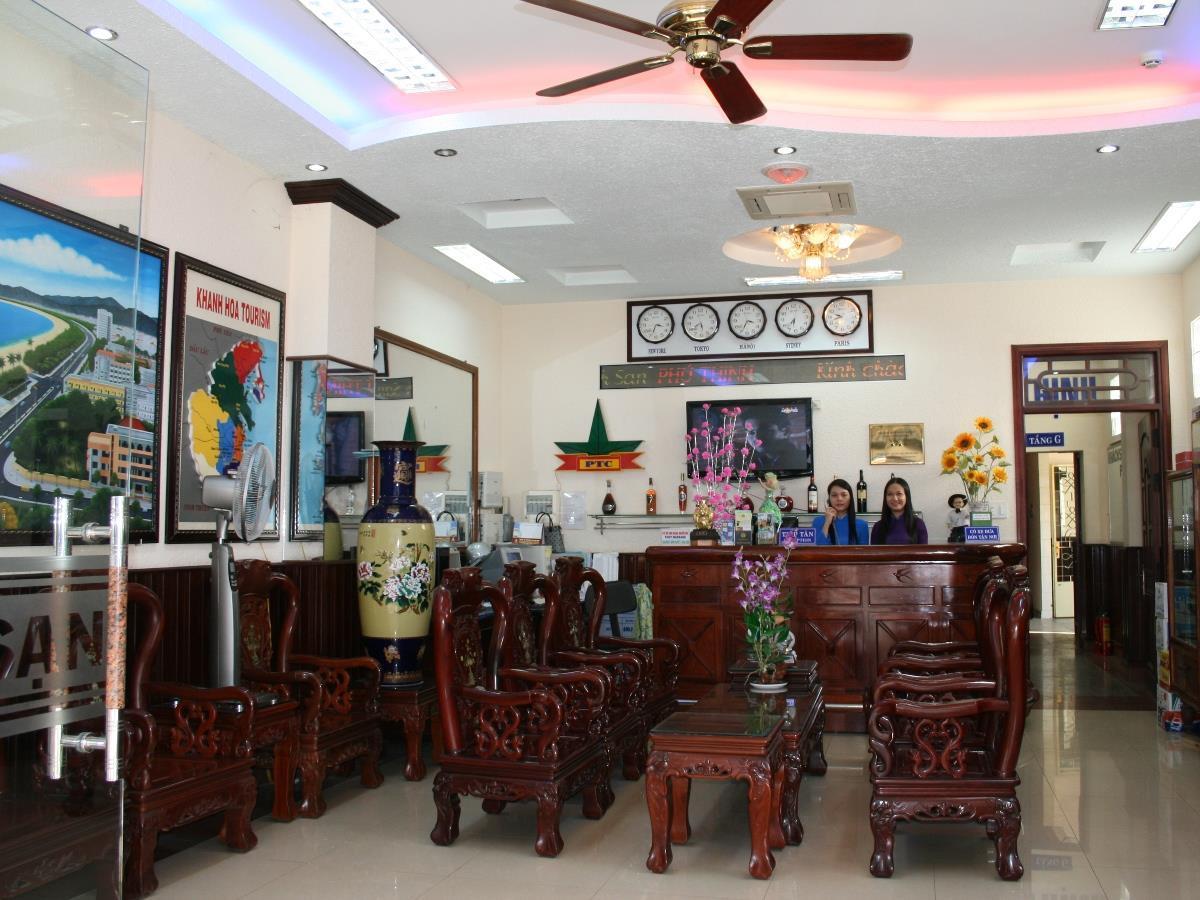 Oyo 563 Phu Thinh Hotell Nha Trang Exteriör bild