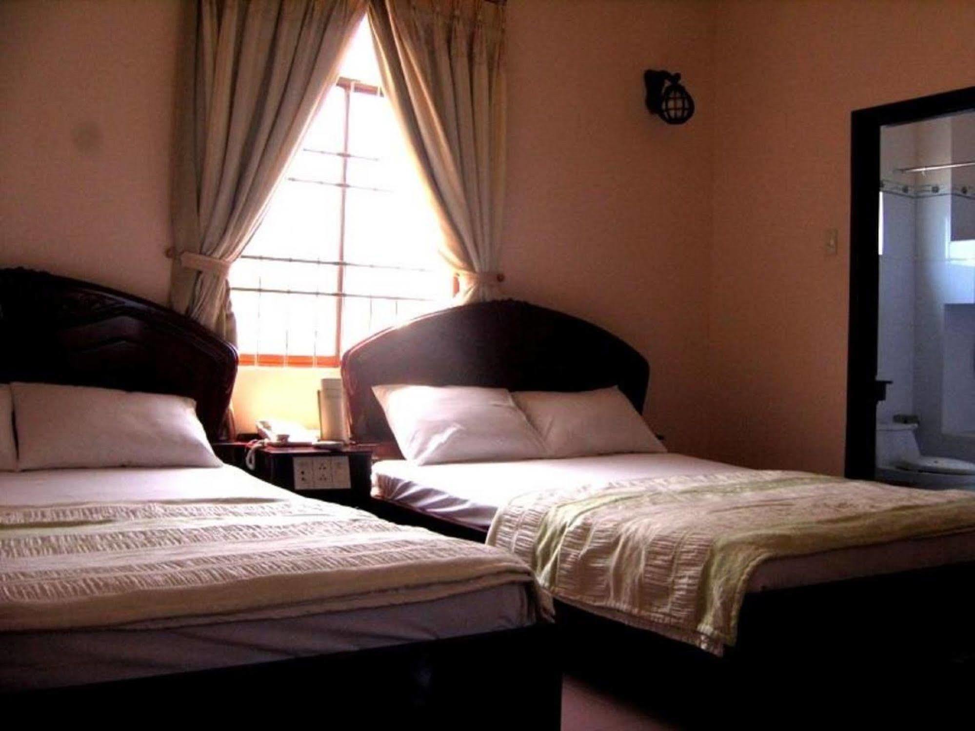 Oyo 563 Phu Thinh Hotell Nha Trang Exteriör bild